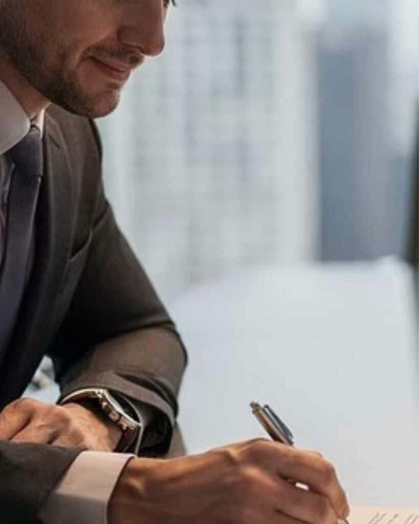 Inspection technique d’un local commercial montrant un défaut de conformité pouvant justifier la suspension des loyers